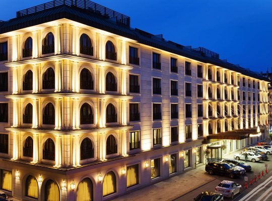 با بهترین هتل های ارزان قیمت استانبول ترکیه آشنا شوید!