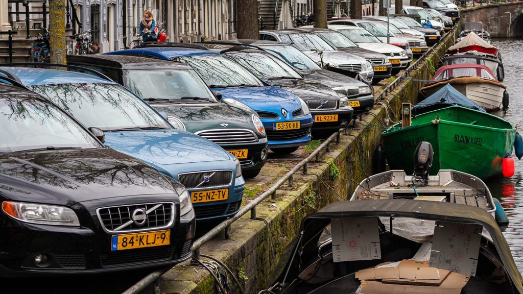 خرید خودرو در هلند