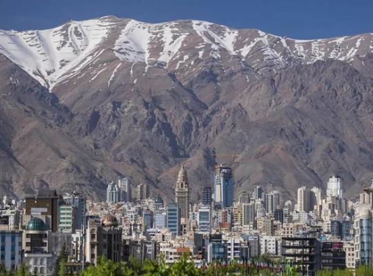 چرا بهتر است به تهران سفر کنیم؟