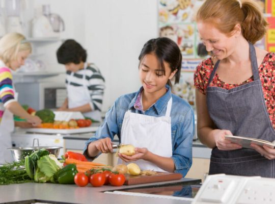 استخدام معلم آموزش آشپزی در هامبورگ